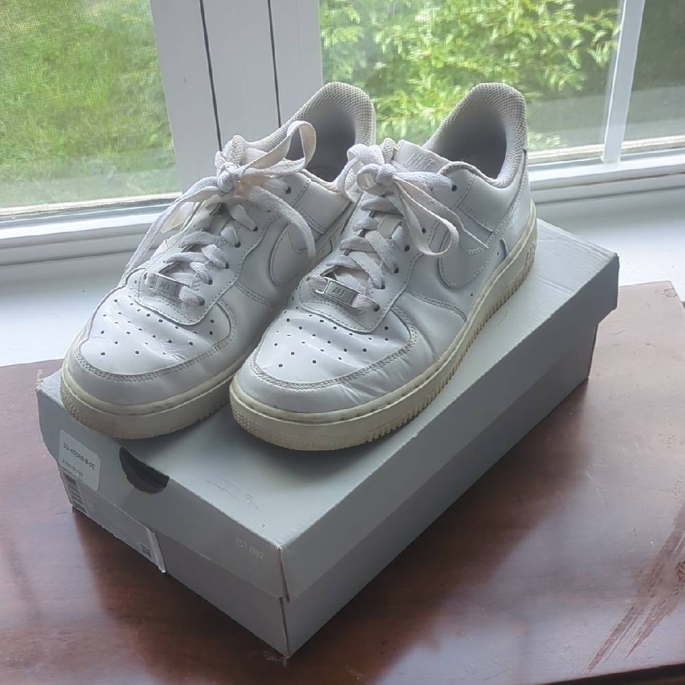 White Air Force 1s '07